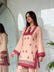 🌹 Bahaar-e-Rose – 2 Piece Kurti Set 💖