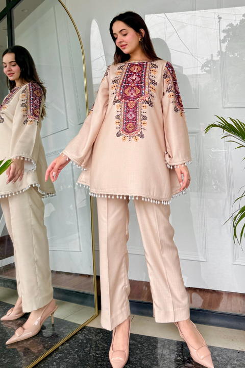 🌼 Mehr-e-Nazuk – 2 Piece Kurti Set 💫