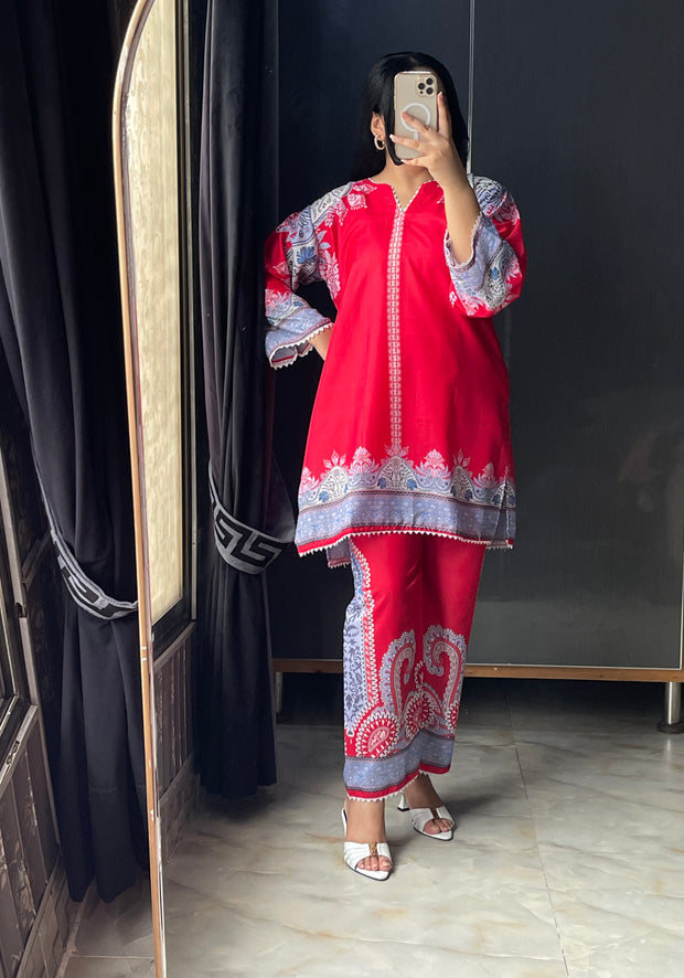 Husn-e-Khaas 💃✨ 2 Pcs Kurti Set