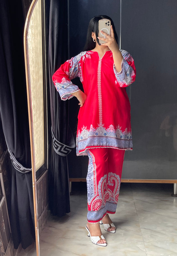 Husn-e-Khaas 💃✨ 2 Pcs Kurti Set