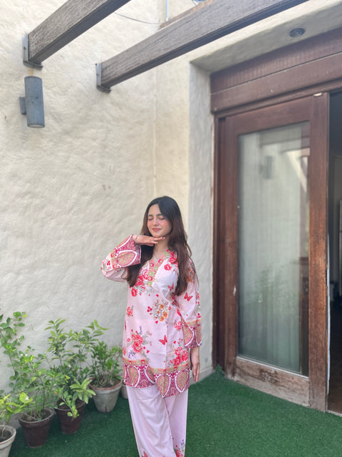 Dilruba Chic Pink 2-Piece  Kurti Set 💖🌿